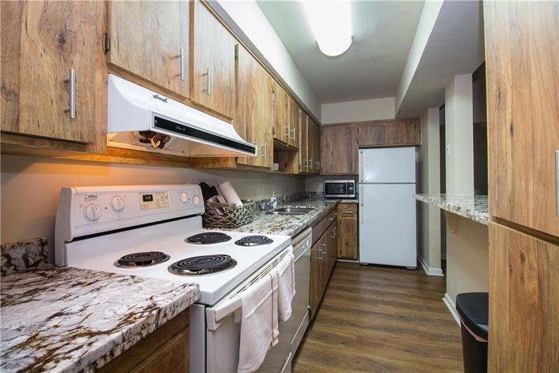 Image 5 of 12 For 2141 36th Street