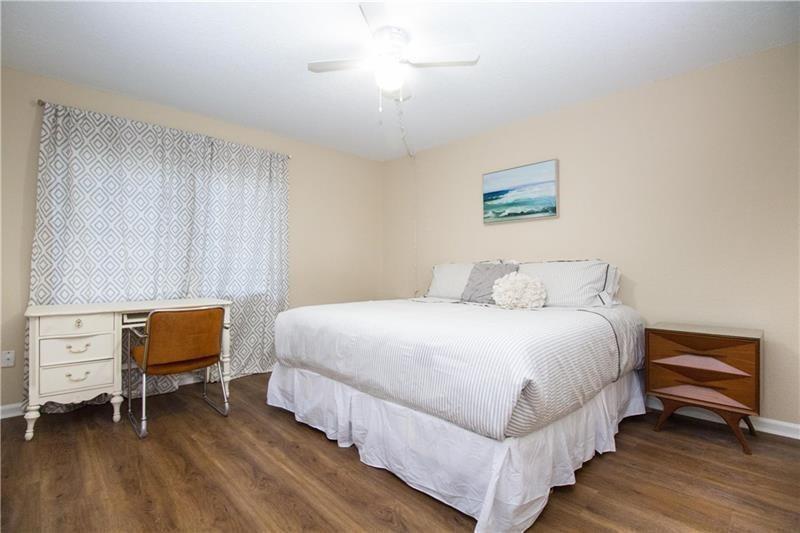 Image 8 of 12 For 2141 36th Street