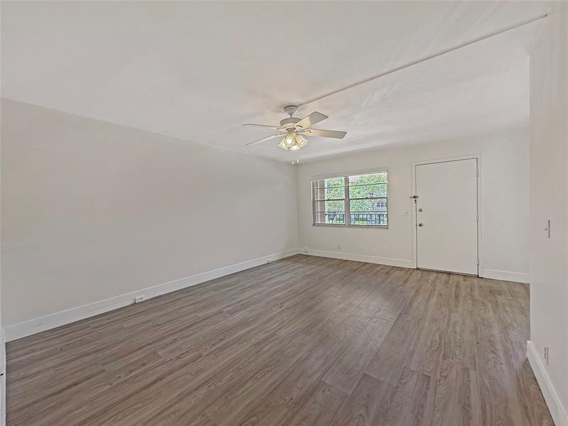 Image 3 of 10 For 850 133rd Ter  206b