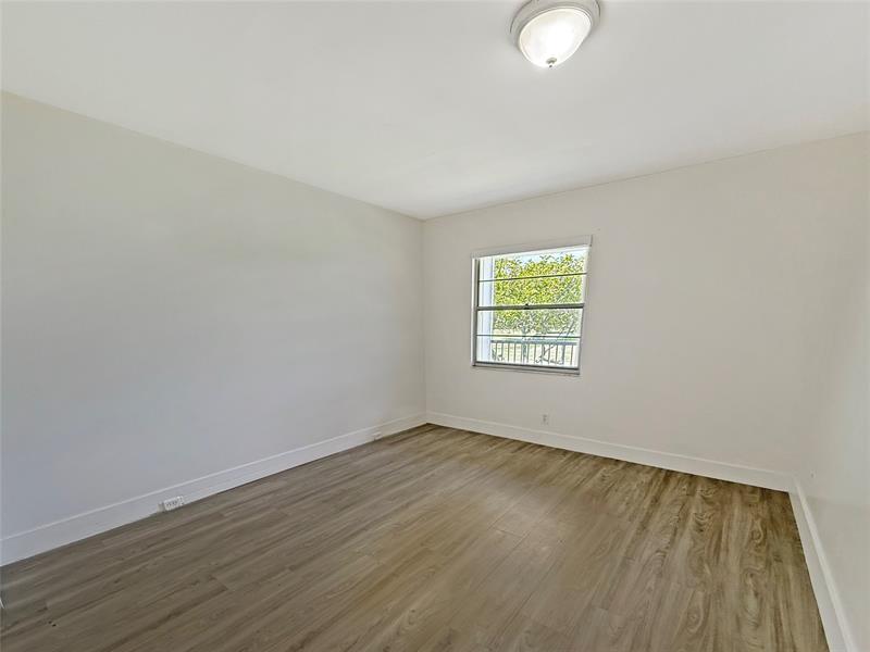 Image 4 of 10 For 850 133rd Ter  206b