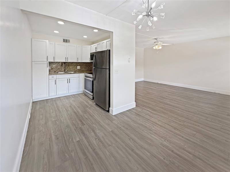 Image 8 of 10 For 850 133rd Ter  206b