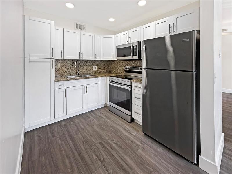 Image 9 of 10 For 850 133rd Ter  206b