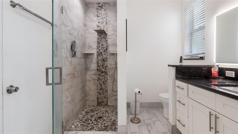 Image 20 of 49 For 4862 Kensington Cr