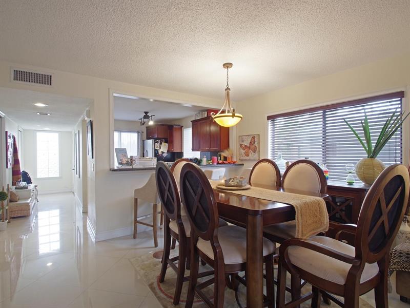 Image 14 of 28 For 16491 Blatt Blvd  201