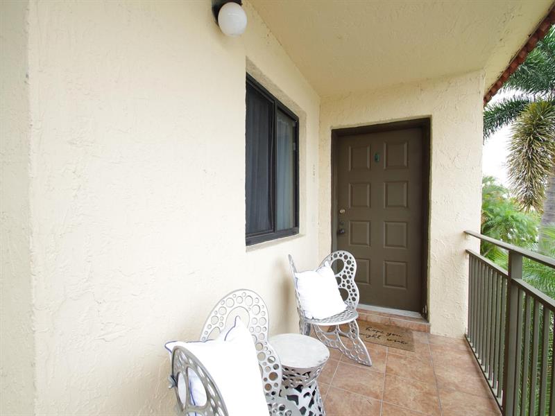Image 5 of 28 For 16491 Blatt Blvd  201