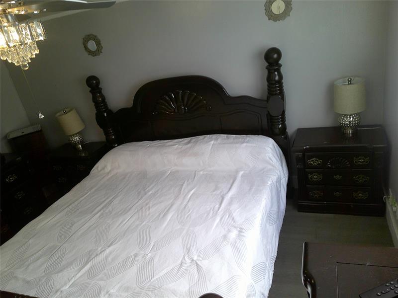 Image 8 of 11 For 5383 40th Ave  103