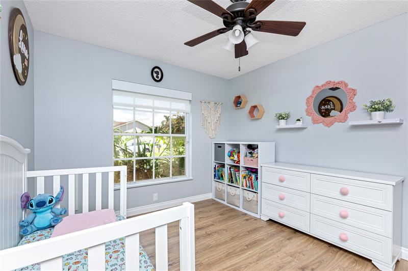 Image 31 of 50 For 9930 Holly Hill Dr