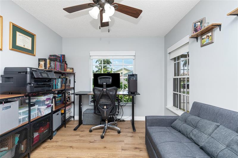 Image 33 of 50 For 9930 Holly Hill Dr