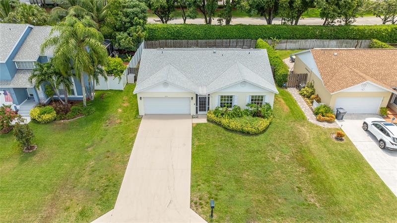 Image 41 of 50 For 9930 Holly Hill Dr