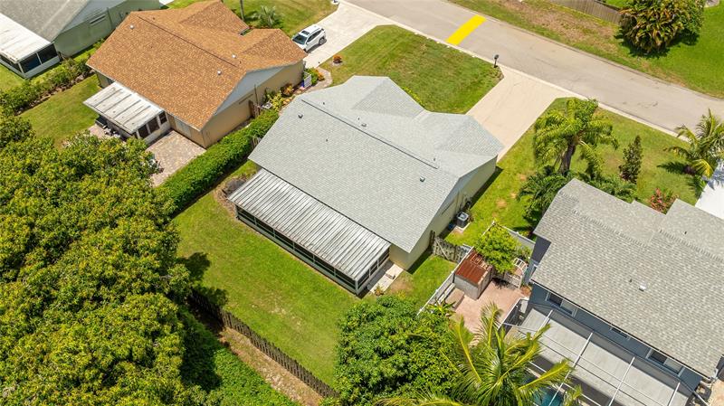 Image 42 of 50 For 9930 Holly Hill Dr