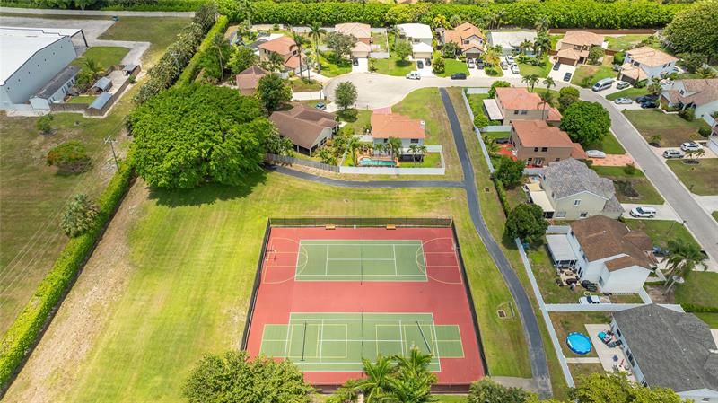Image 46 of 50 For 9930 Holly Hill Dr