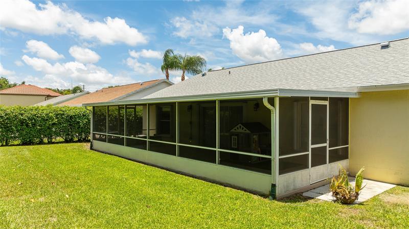 Image 48 of 50 For 9930 Holly Hill Dr