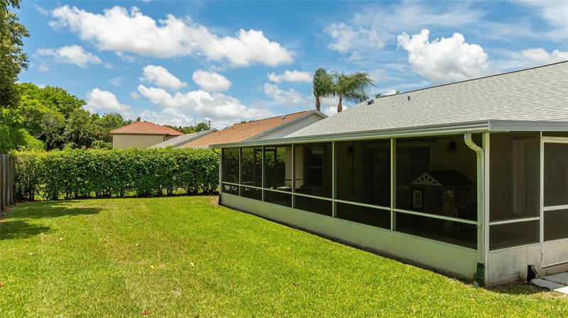 Image 49 of 50 For 9930 Holly Hill Dr