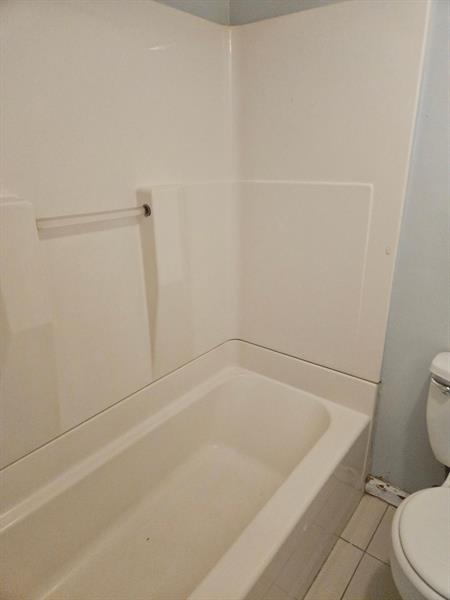 Image 5 of 13 For 2800 Riverside Dr  101 -1