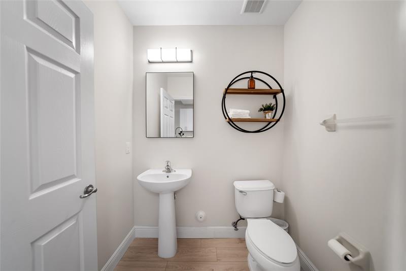 Image 15 of 45 For 4720 Mimosa Pl  908