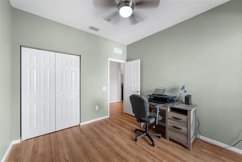 Image 23 of 45 For 4720 Mimosa Pl  908