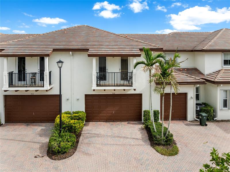 Image 4 of 45 For 4720 Mimosa Pl  908