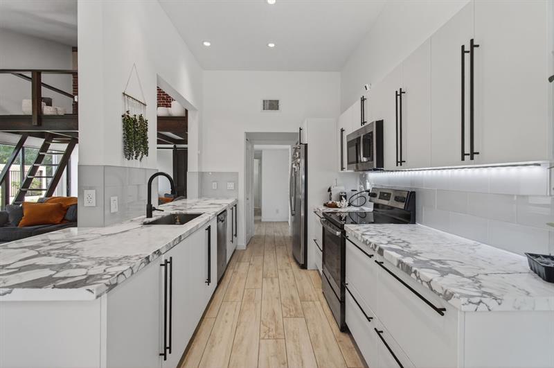 Image 24 of 44 For 1089 13th St  1