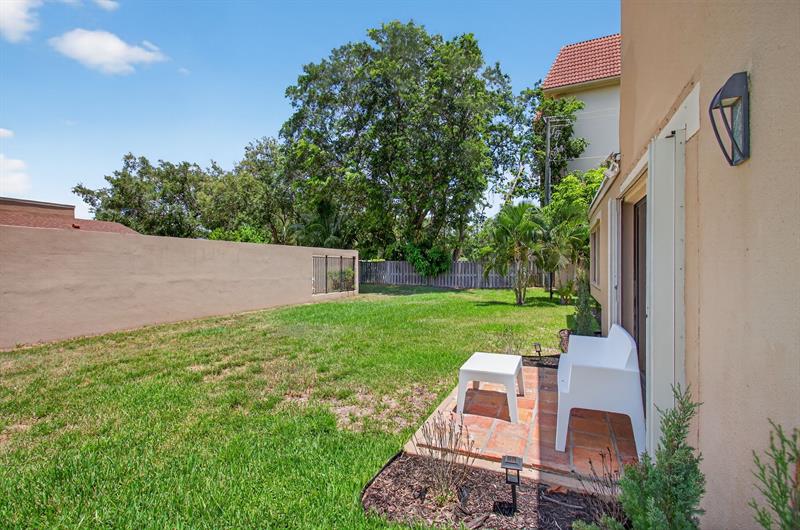 Image 38 of 44 For 1089 13th St  1
