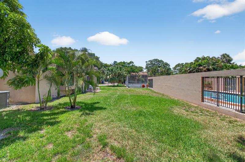 Image 43 of 44 For 1089 13th St  1