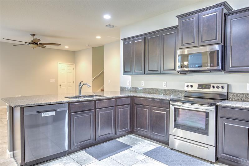 Image 11 of 71 For 611 Easton Forest Circle