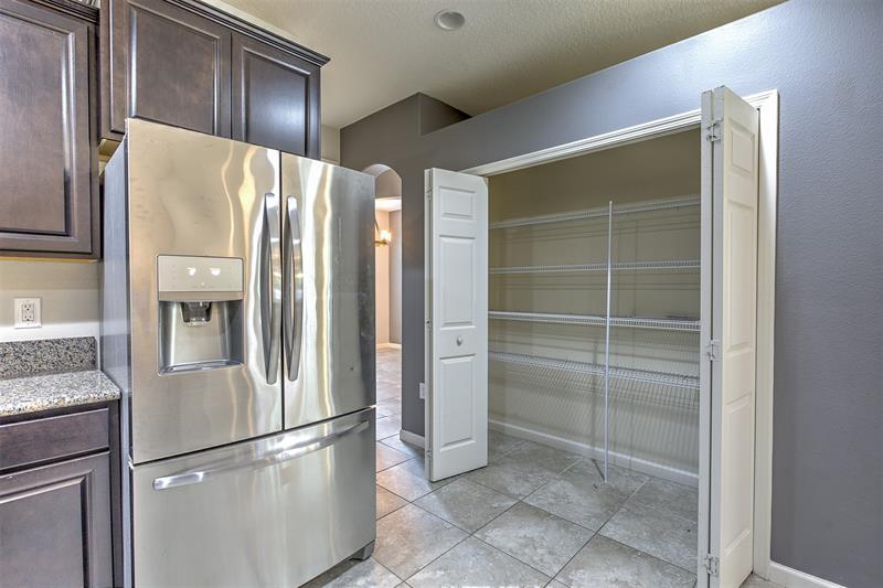 Image 13 of 71 For 611 Easton Forest Circle