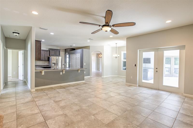Image 16 of 71 For 611 Easton Forest Circle