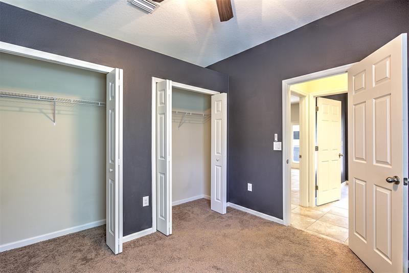 Image 37 of 71 For 611 Easton Forest Circle
