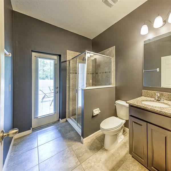 Image 41 of 71 For 611 Easton Forest Circle