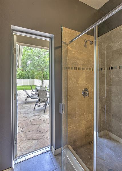 Image 42 of 71 For 611 Easton Forest Circle