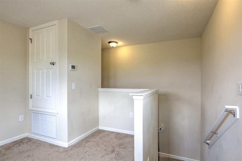 Image 45 of 71 For 611 Easton Forest Circle