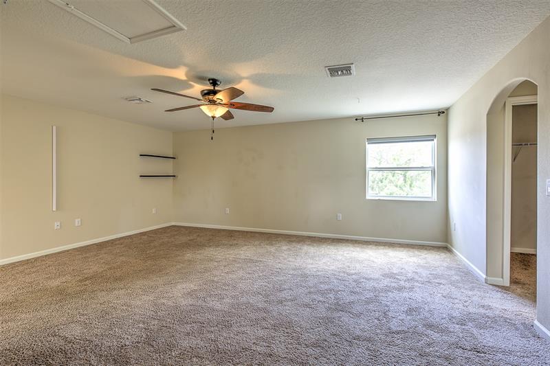 Image 46 of 71 For 611 Easton Forest Circle