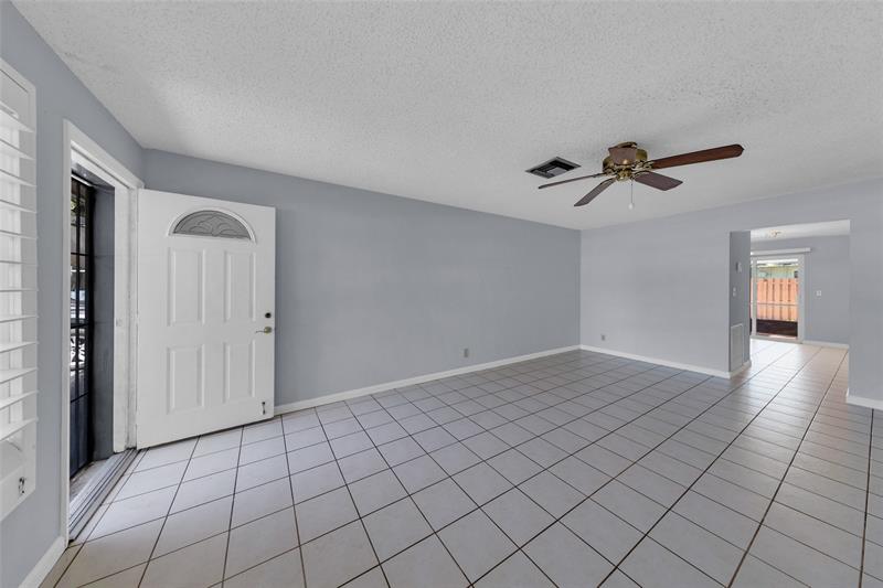 Image 14 of 43 For 608 21st Ct  
