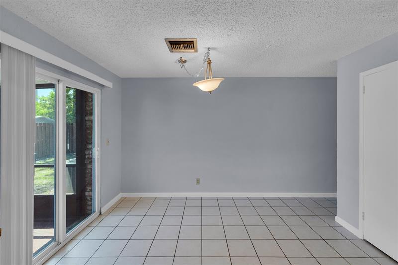 Image 16 of 43 For 608 21st Ct  