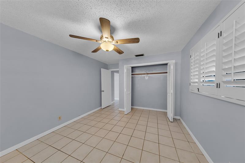 Image 34 of 43 For 608 21st Ct  
