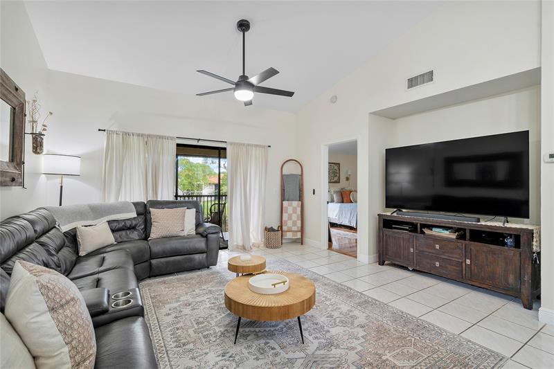 Image 7 of 32 For 408 Republic Ct  408