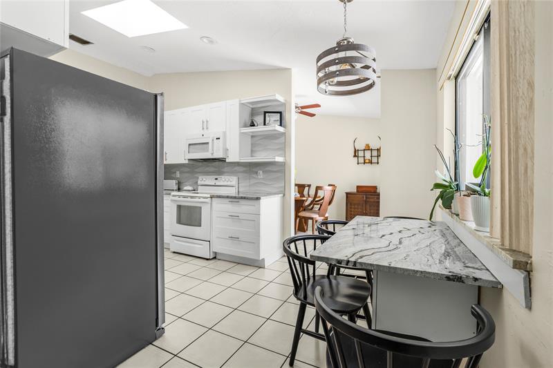 Image 19 of 27 For 7278 47th Pl