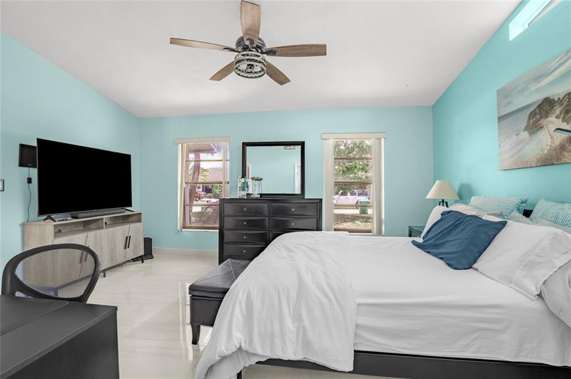 Image 8 of 27 For 7278 47th Pl