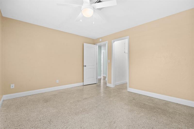 Image 15 of 40 For 1742 28th Dr