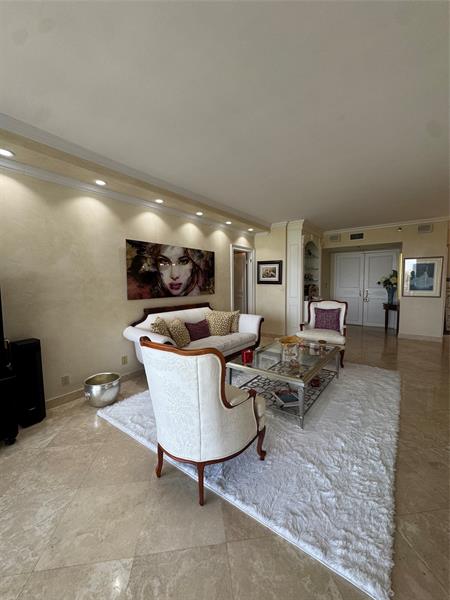 Image 3 of 64 For 20281 Country Club Dr  705