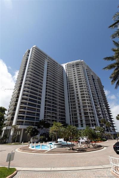 Image 61 of 64 For 20281 Country Club Dr  705