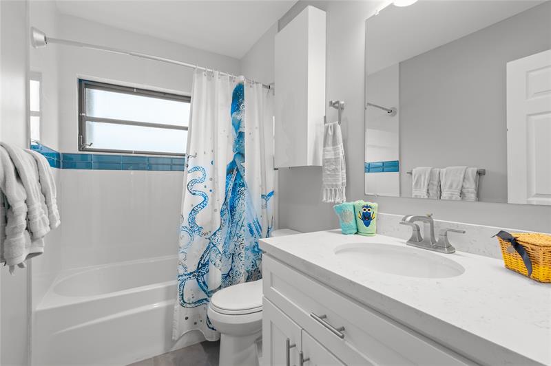 Image 11 of 43 For 770 77th Ave