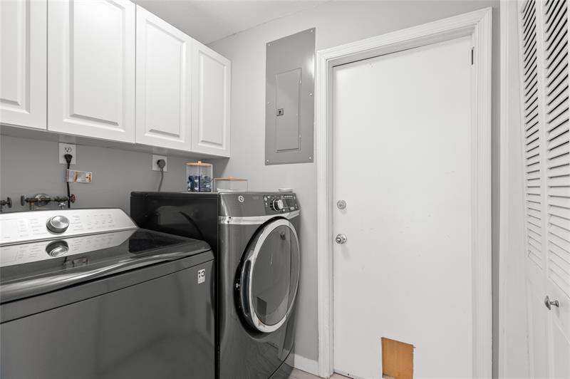 Image 18 of 43 For 770 77th Ave