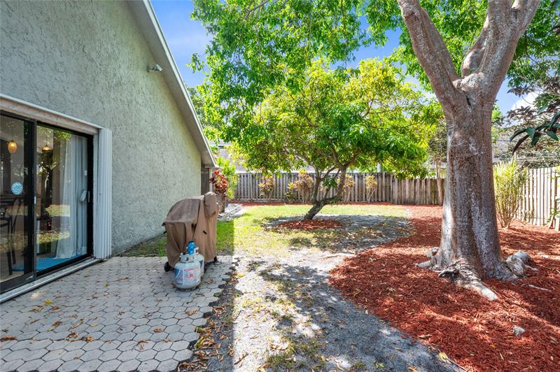 Image 42 of 43 For 770 77th Ave