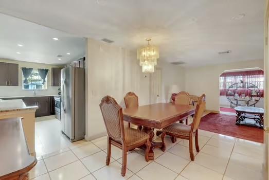 Image 21 of 28 For 2849 6 Street