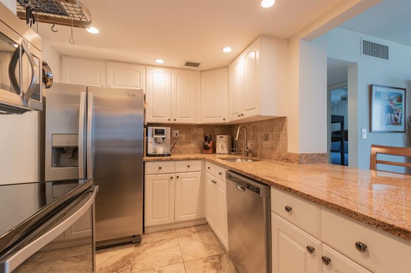 Image 6 of 35 For 336 Birch Rd  4f