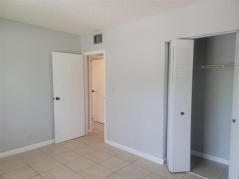 Image 14 of 15 For 4354 9th Ave  12-2b
