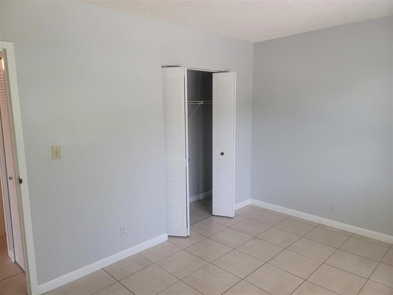 Image 15 of 15 For 4354 9th Ave  12-2b