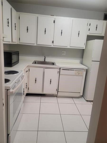 Image 2 of 15 For 4354 9th Ave  12-2b