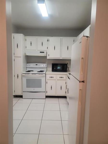 Image 3 of 15 For 4354 9th Ave  12-2b